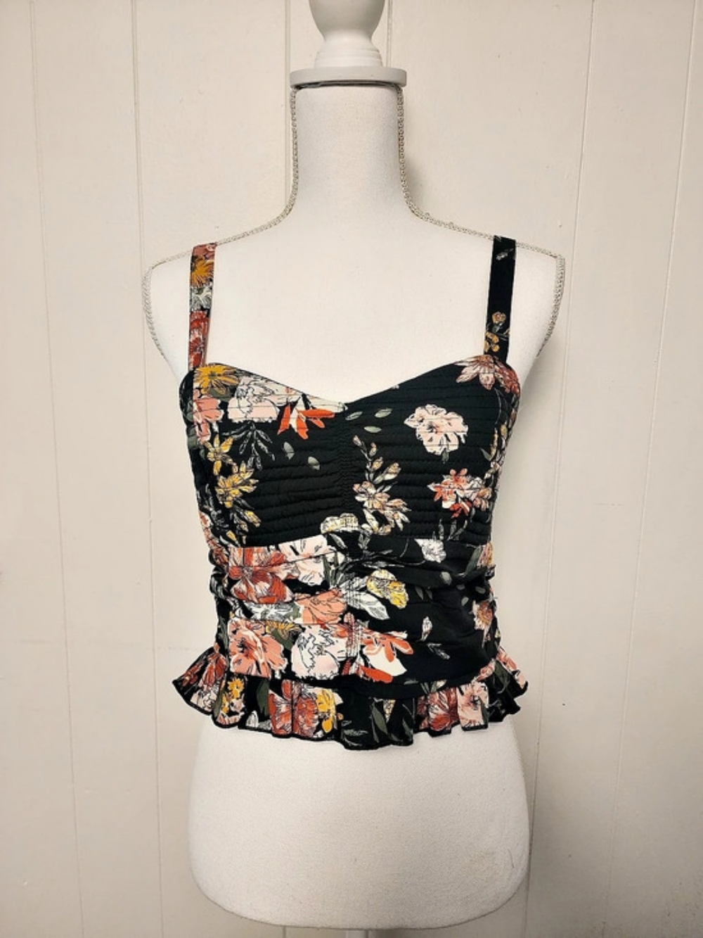B.o.G Collection Floral Ruched Crop Top in Black & Orange Size Medium